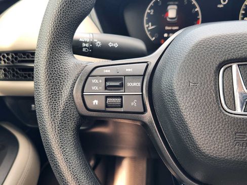 Used 2024 Honda HR-V LX image 26