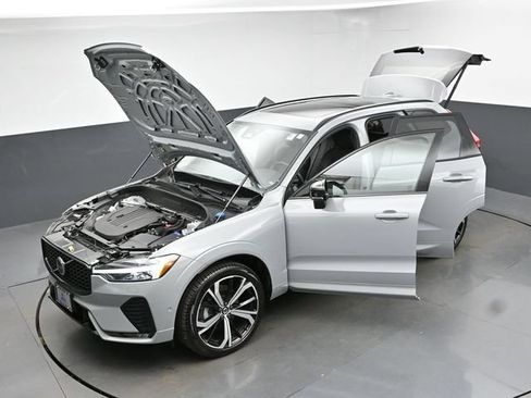 Used 2024 Volvo XC60 B5 Ultimate w/ Climate Package AWD/4WD image 53