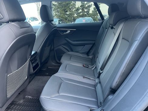 Used 2023 Audi Q8 Premium Plus w/ Premium Plus Package image 6