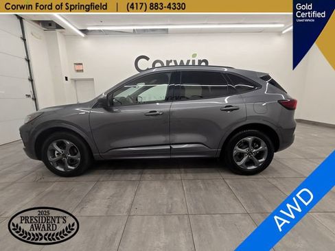 Used 2024 Ford Escape ST-Line w/ Tech Pack #1 AWD/4WD image 2