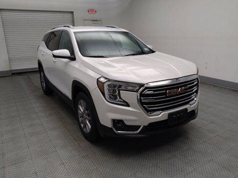 Used 2022 GMC Terrain SLT AWD/4WD image 13