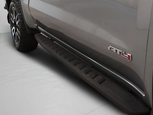Used 2024 GMC Sierra 1500 AT4 w/ AT4 Premium Package AWD/4WD image 32