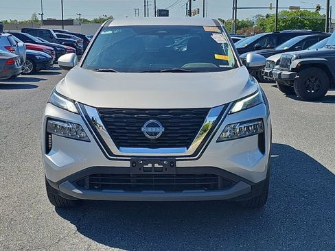 Used 2023 Nissan Rogue SV AWD/4WD image 17