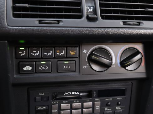 Used 1990 Acura Legend Coupe image 16