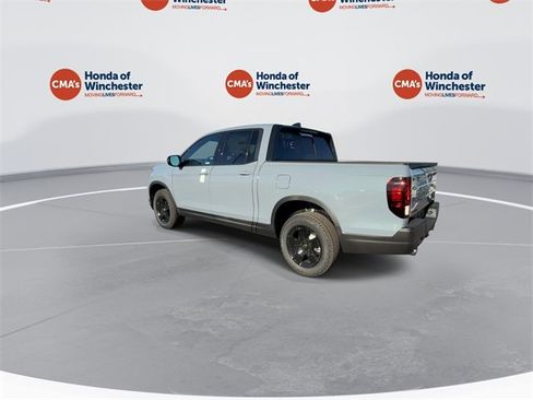 New 2026 Honda Ridgeline Black Edition image 7