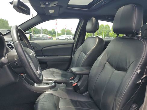 Used 2012 Chrysler 200 Limited FWD image 8