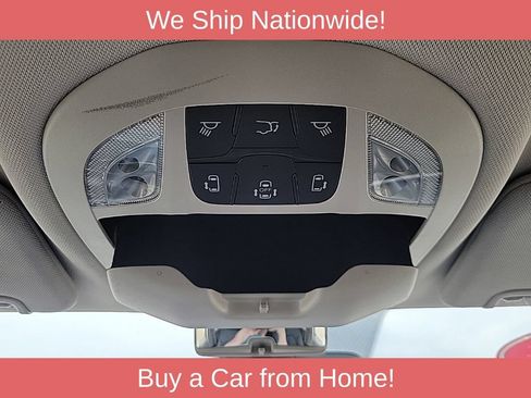Used 2024 Chrysler Pacifica Touring-L FWD image 19