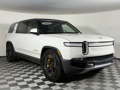 Used 2023 Rivian R1S Adventure AWD/4WD image 8