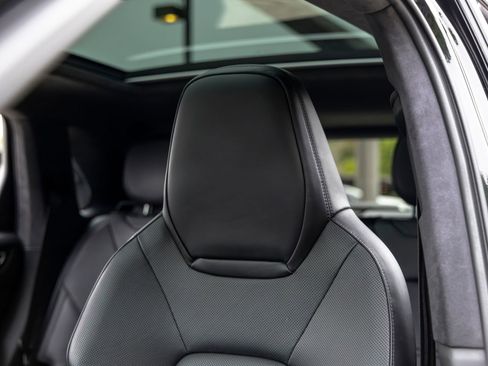 Certified 2023 Porsche Cayenne GTS AWD/4WD image 26