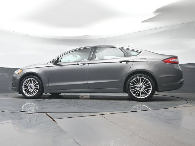 Used 2014 Ford Fusion SE w/ Equipment Group 202A FWD image 24