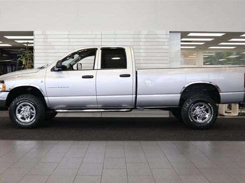 Used 2004 Dodge Ram 2500 Truck SLT w/ Trailer Tow Group AWD/4WD image 4