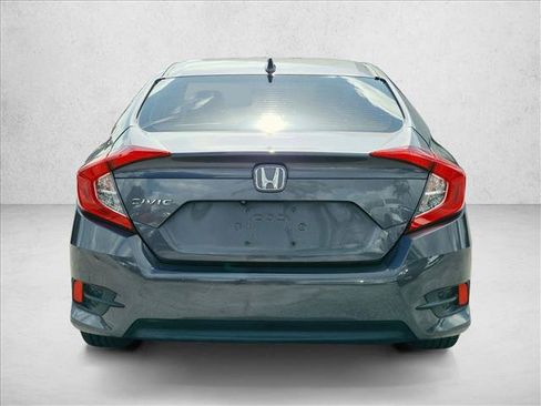 Used 2017 Honda Civic EX image 6