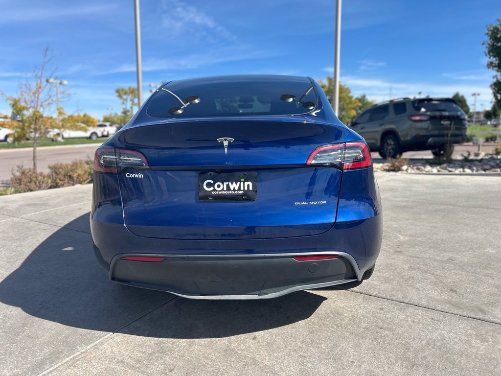 Used 2024 Tesla Model Y Long Range AWD/4WD image 7