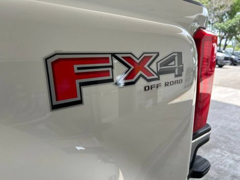 Used 2025 Ford F350 XLT w/ FX4 Off-Road Package AWD/4WD image 18