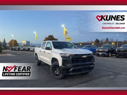 New 2026 Chevrolet Colorado W/T w/ WT Custom Package AWD/4WD image 1