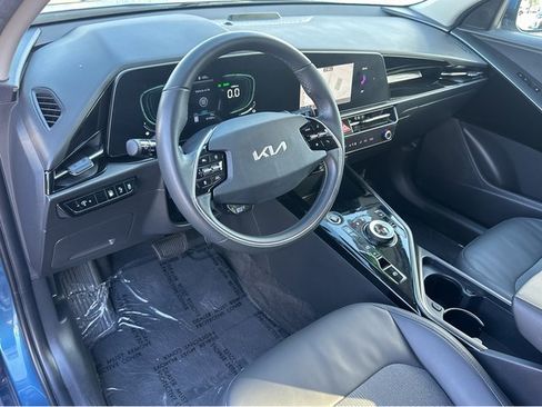 Used 2024 Kia Niro EX image 20