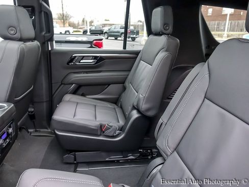 New 2026 Chevrolet Tahoe Z71 w/ Comfort Package image 14