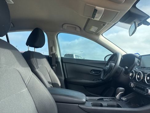 Used 2024 Nissan Sentra S w/ Lighting Package image 22