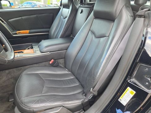 Used 2007 Cadillac XLR RWD image 16