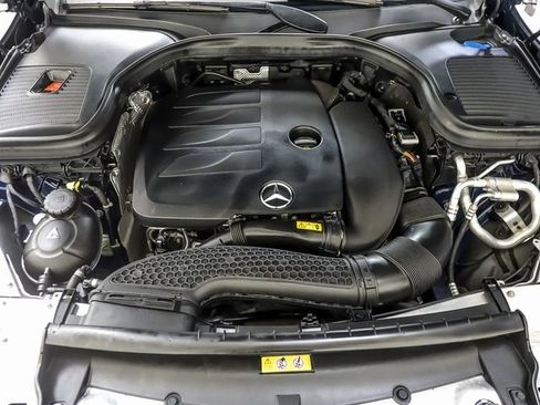 Used 2022 Mercedes-Benz GLC 300 4MATIC w/ Premium Package Lite image 35