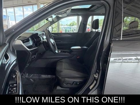 Used 2023 Jeep Grand Cherokee Laredo w/ Trailer Tow Prep Group (B) AWD/4WD image 20