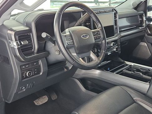 Used 2024 Ford F250 Lariat image 16