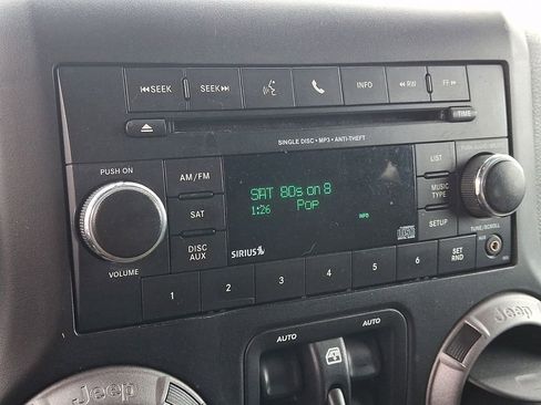 Used 2017 Jeep Wrangler Unlimited Sport image 16