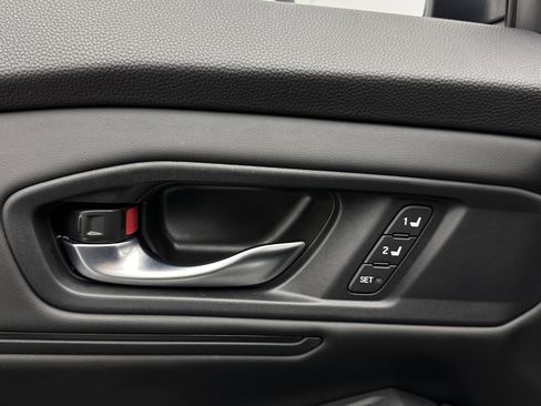 Used 2023 Honda Accord EX-L image 12