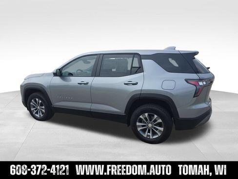 Used 2026 Chevrolet Equinox LT AWD/4WD image 4