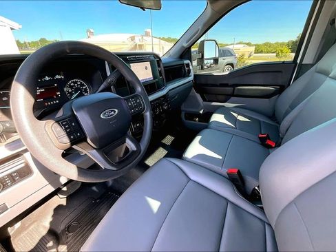 Used 2024 Ford F350 XL w/ XL Chrome Package RWD image 10