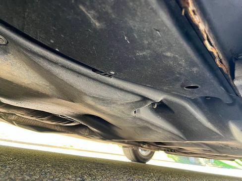 Used 2017 Chrysler Pacifica Touring FWD image 48