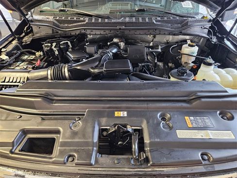 Used 2022 Ford F250 Lariat w/ Lariat Value Package image 38