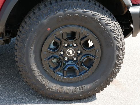 Used 2026 Ford Bronco Badlands AWD/4WD image 15