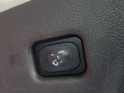 Used 2018 Lincoln MKX Reserve w/ Driver Assistance Package image 64