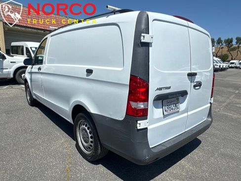 Used 2017 Mercedes-Benz Metris w/ Driver Efficiency Package image 8