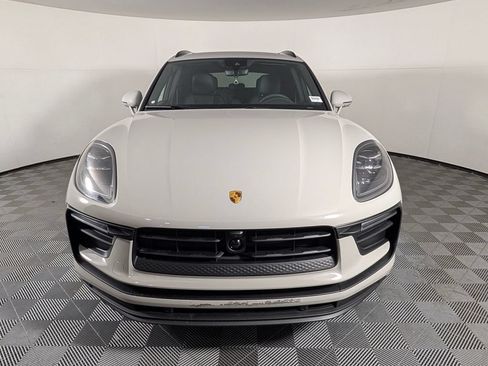 New 2026 Porsche Macan AWD/4WD image 10