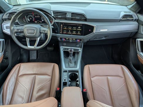 Used 2024 Audi Q3 2.0T Premium image 7