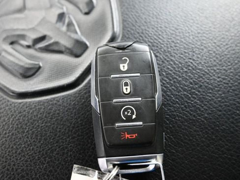 Used 2019 RAM 1500 Sport w/ Level 2 Equipment Group image 33