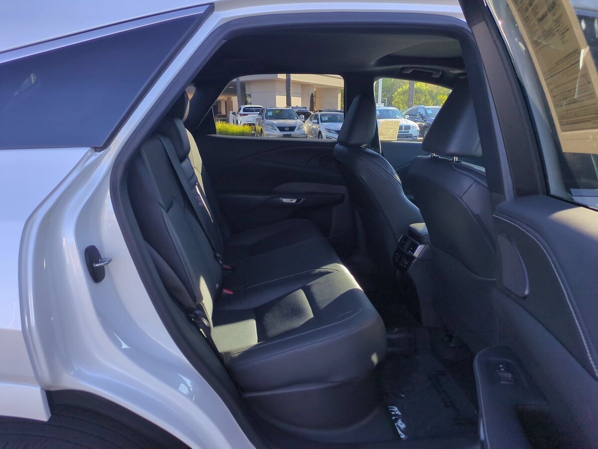 Used 2023 Lexus RX 350 Premium Plus w/ Cold Area Package FWD image 27
