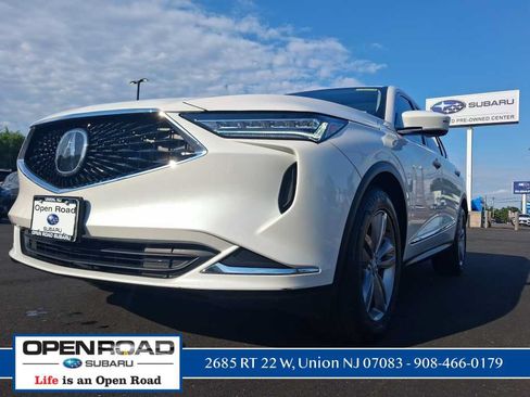 Used 2024 Acura MDX SH-AWD image 1