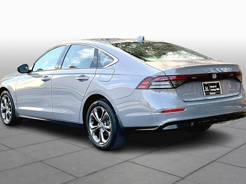 Used 2024 Honda Accord EX-L image 12