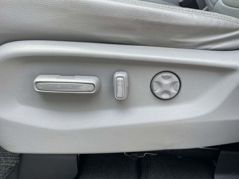 Used 2024 Honda Odyssey EX-L image 15