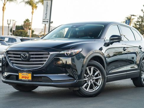 Used 2018 MAZDA CX-9 Touring image 1