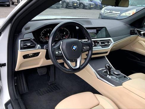 Used 2023 BMW 430i xDrive Convertible w/ Premium Package image 16