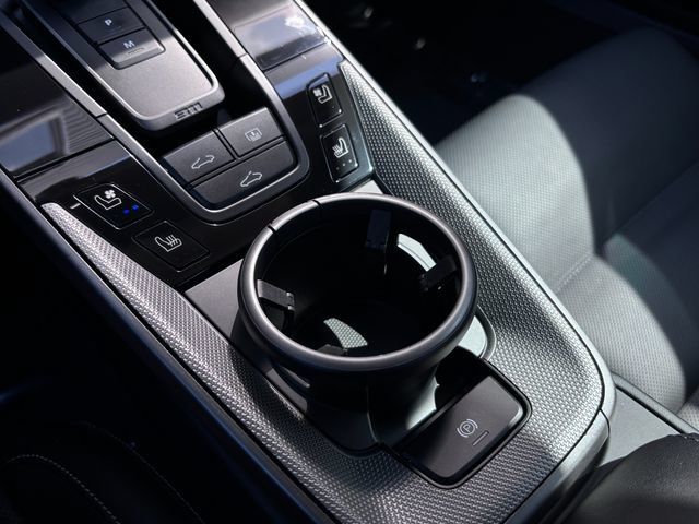Certified 2022 Porsche 911 Carrera S RWD image 23