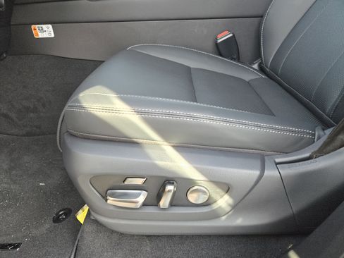 New 2026 Lexus LX 700h Luxury w/ Appearance Package image 17