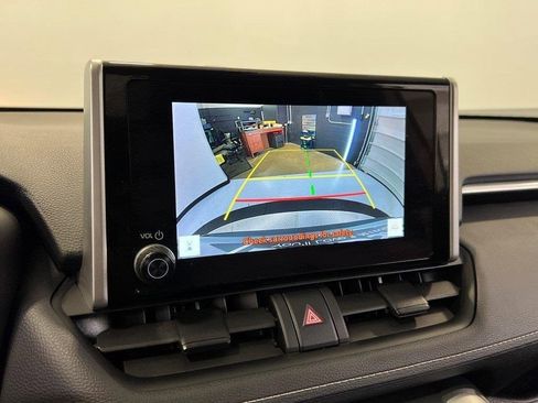 Used 2024 Toyota RAV4 XLE image 42