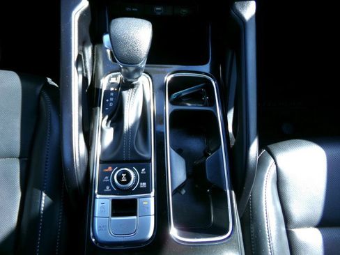 Used 2024 Kia Telluride LX image 20