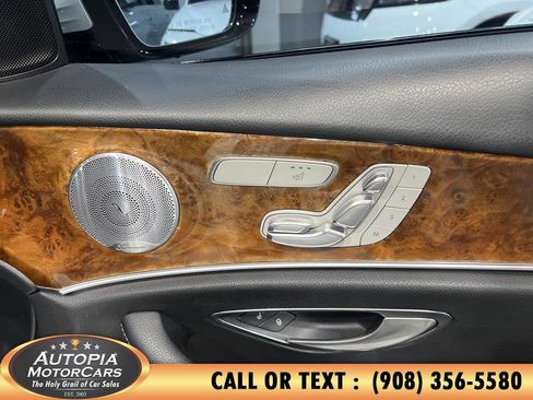 Used 2017 Mercedes-Benz E 300 4MATIC image 13