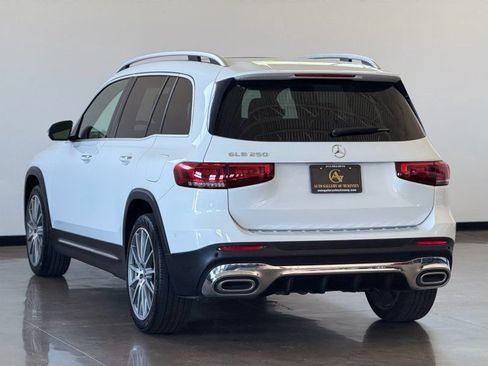 Used 2020 Mercedes-Benz GLB 250 w/ AMG Line image 5